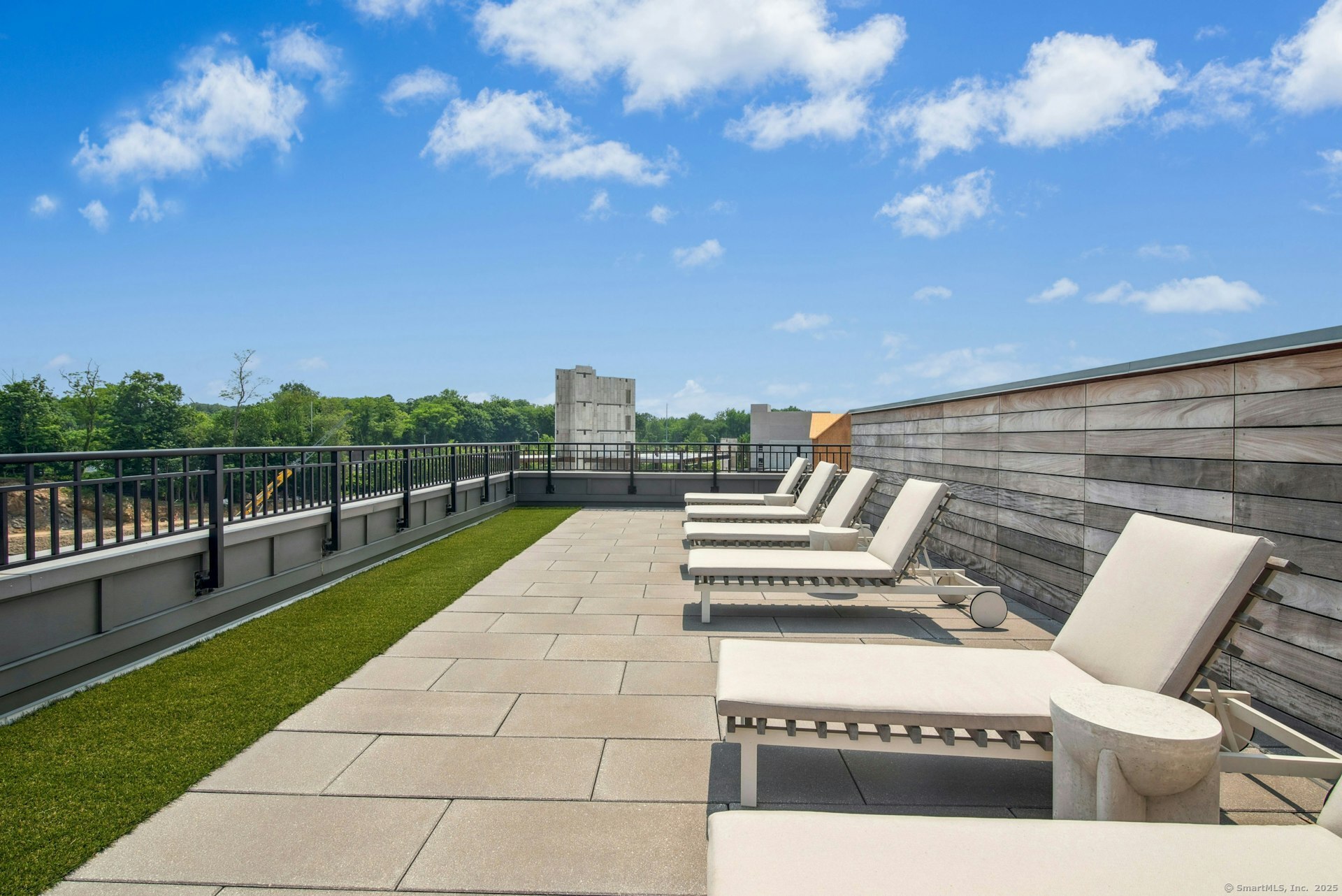 1040 Boston Post Road, Unit 304 Darien, CT 06820 - Photo 11 of 13