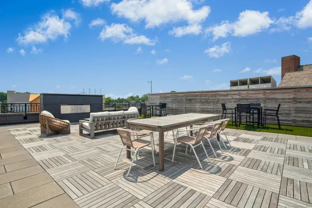 $9,250 | 1040 Boston Post Road, Unit 304, Darien, CT 06820