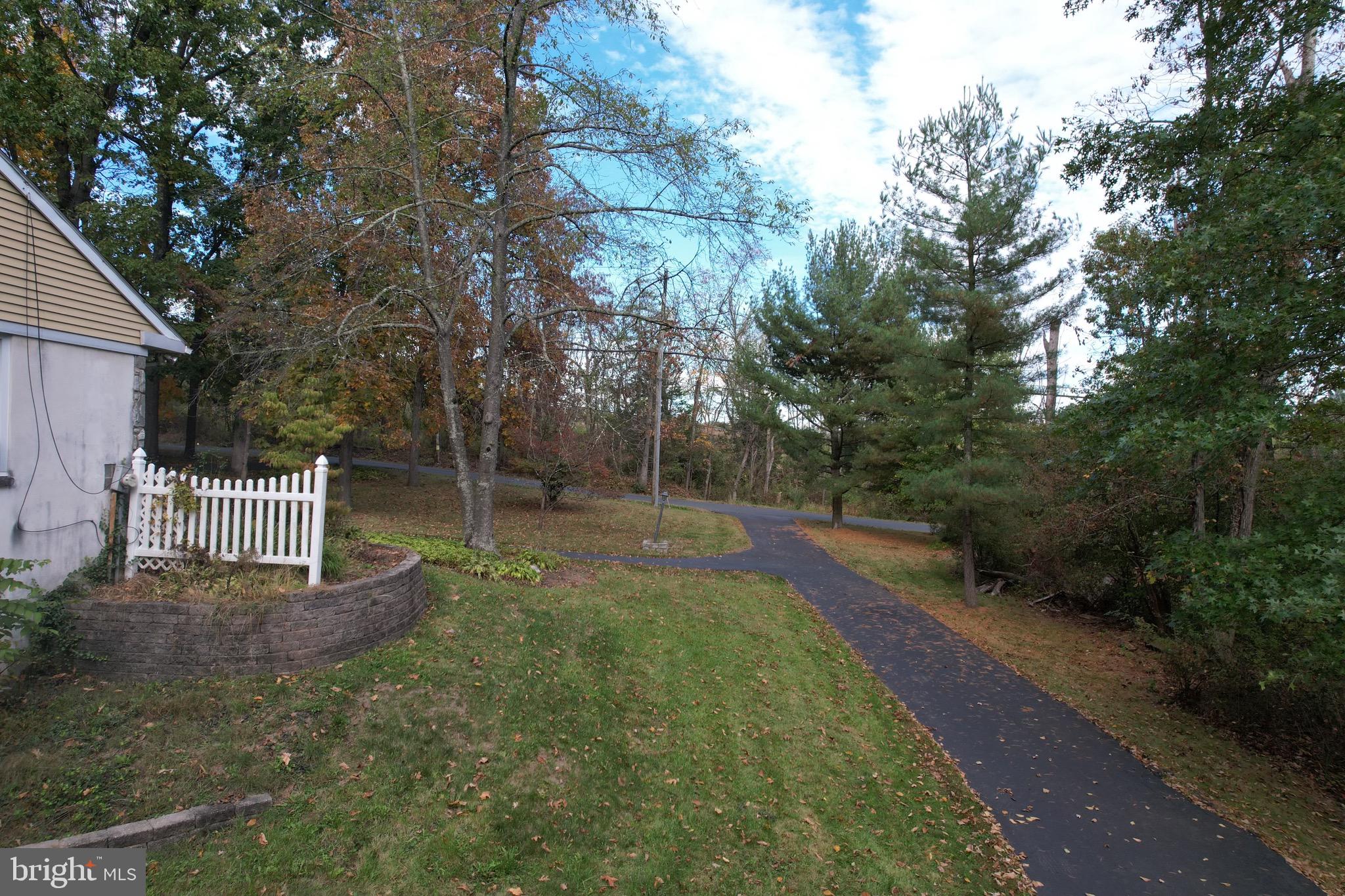 1086 Creamery Road Perkasie, PA 18944 - Photo 17 of 44