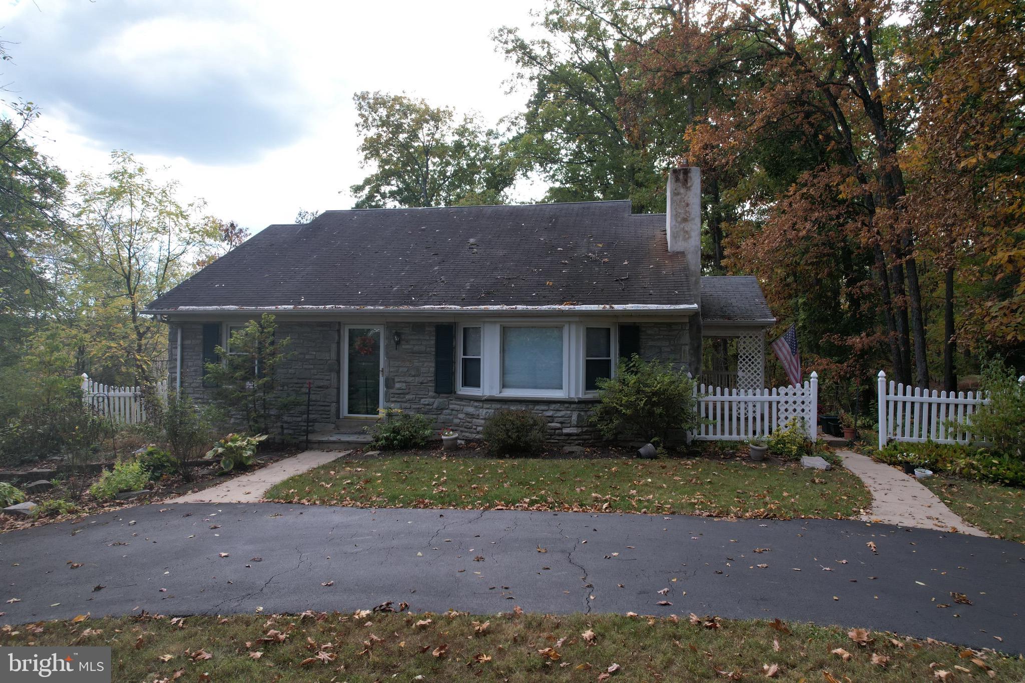 1086 Creamery Road Perkasie, PA 18944 - Photo 2 of 44 Front View