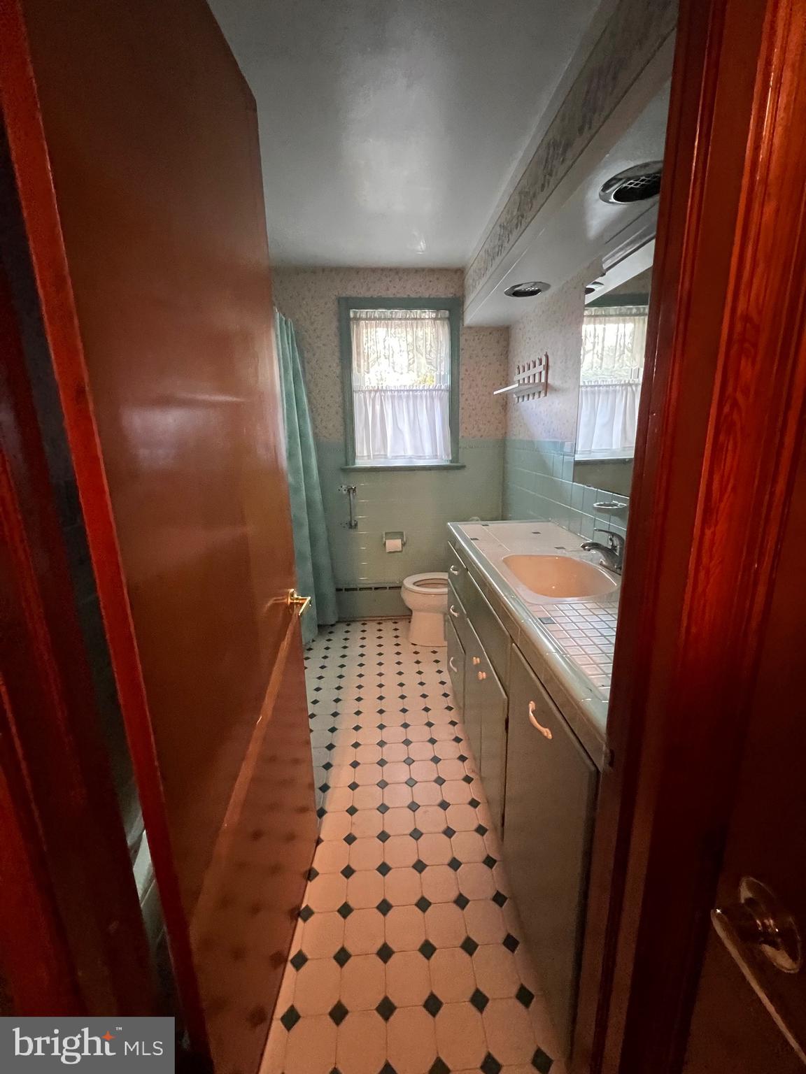 1086 Creamery Road Perkasie, PA 18944 - Photo 33 of 44