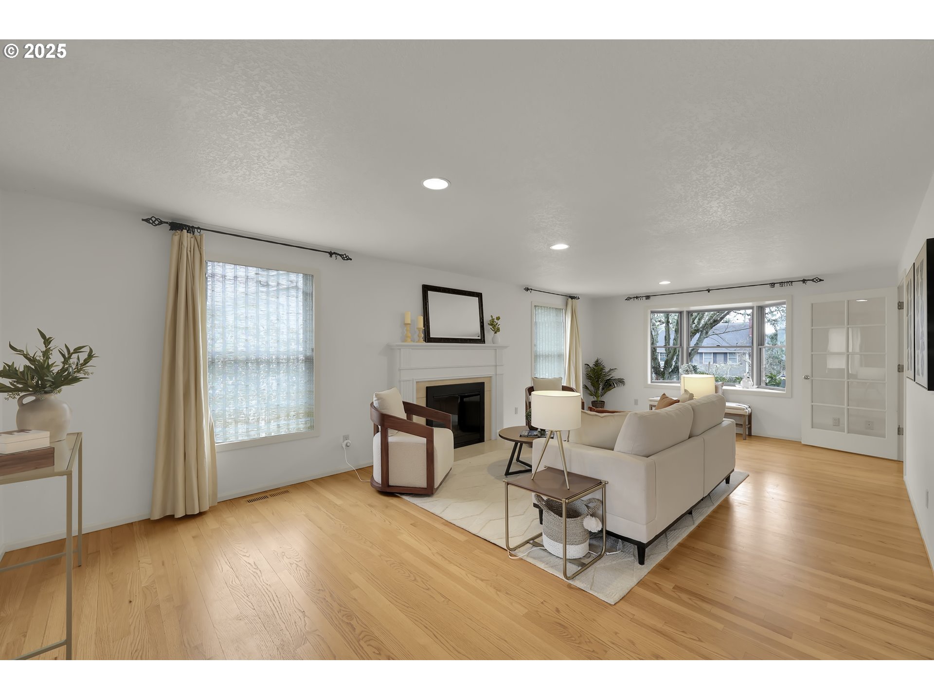 5147 Solar Heights Drive Eugene, OR 97405 - Photo 13 of 29 a living room with furniture and a large window
