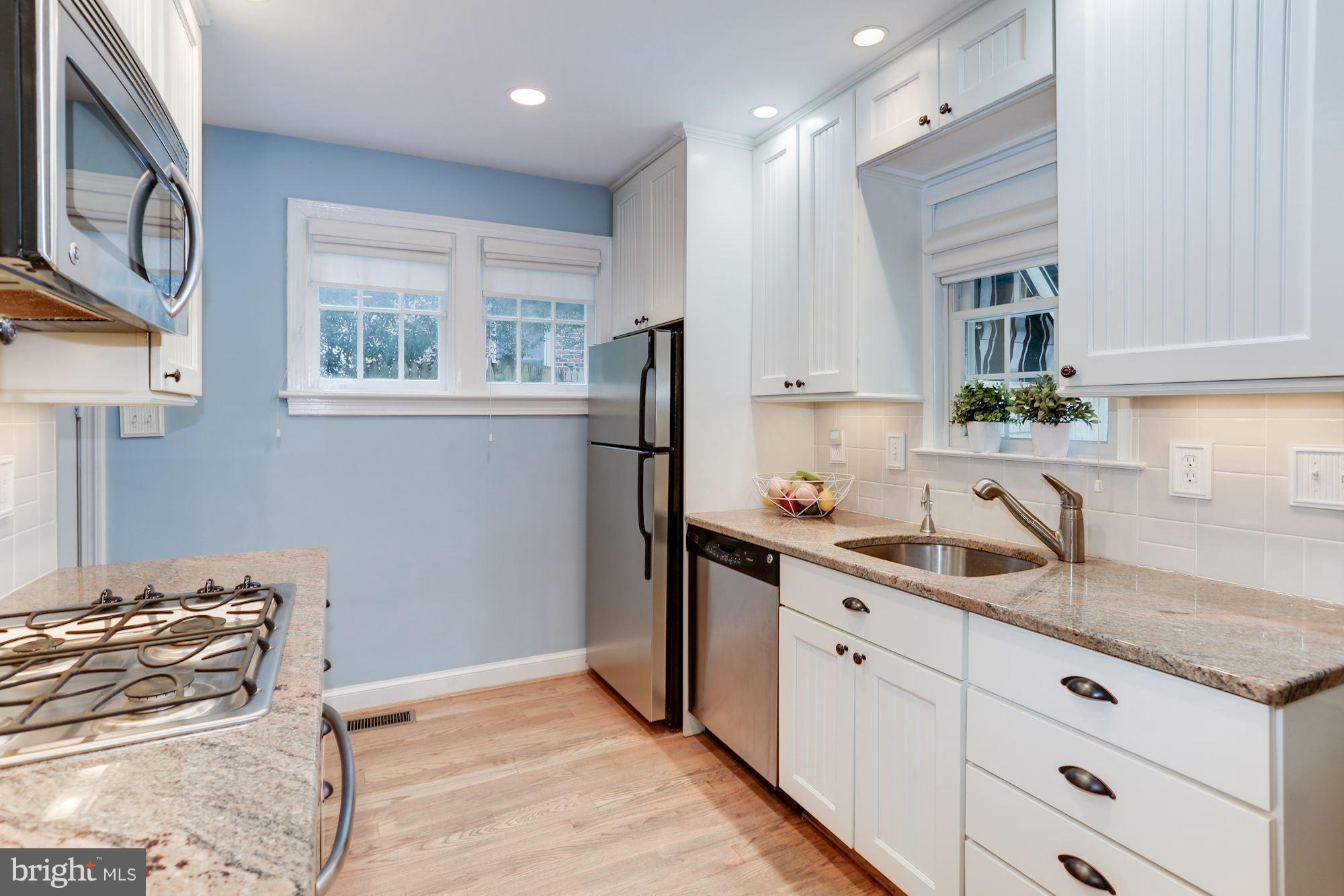 2014 Lansdowne Way Silver Spring, MD 20910 - Photo 7 of 20 Kitchen