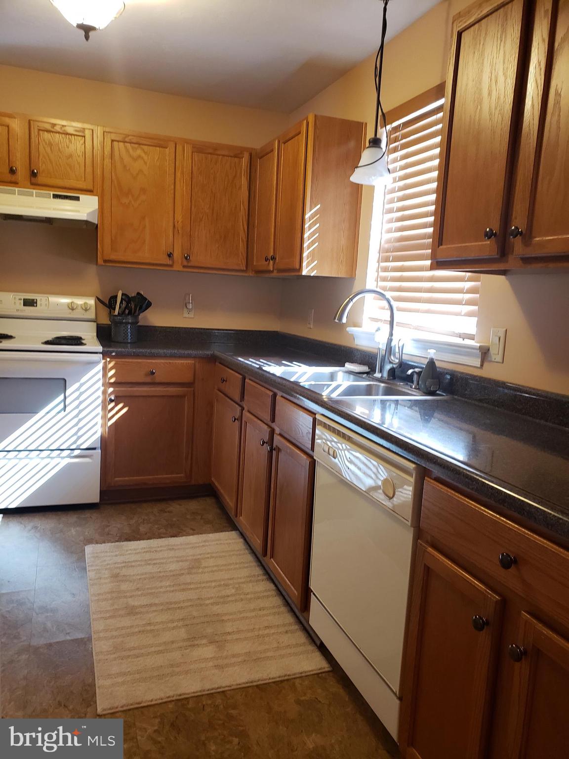 43 East 3rd Avenue Spring Grove, PA 17362 - Photo 2 of 28