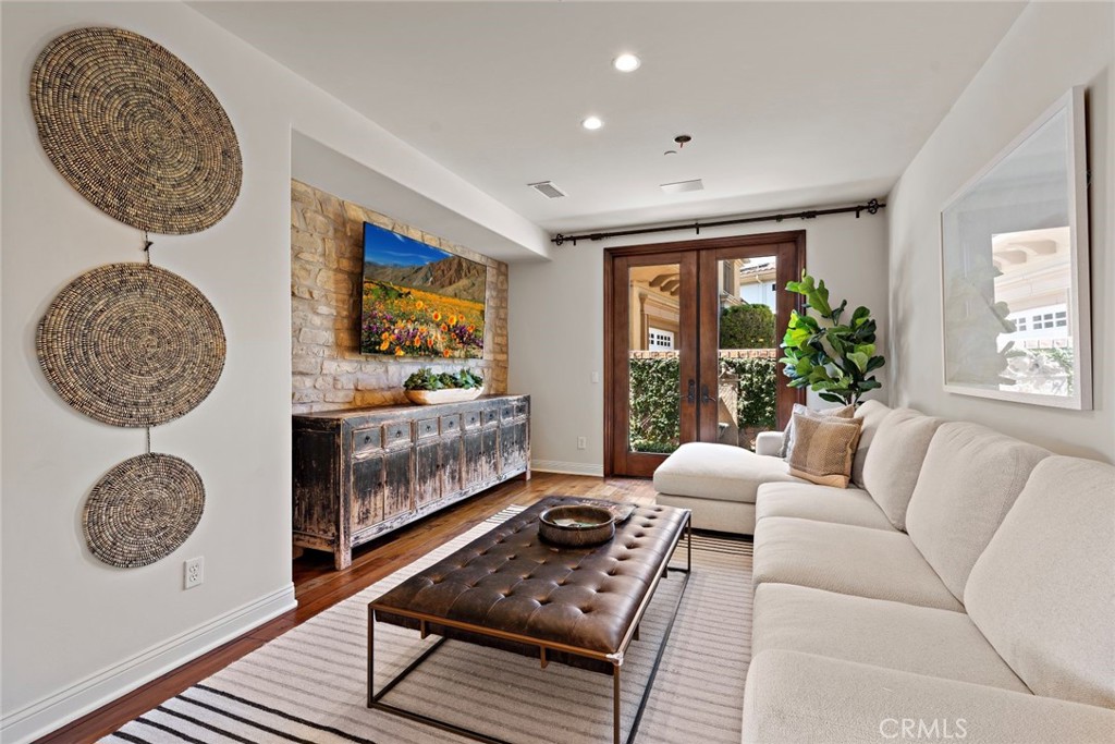 5 Via Monarca Street Dana Point, CA 92629 - Photo 16 of 57