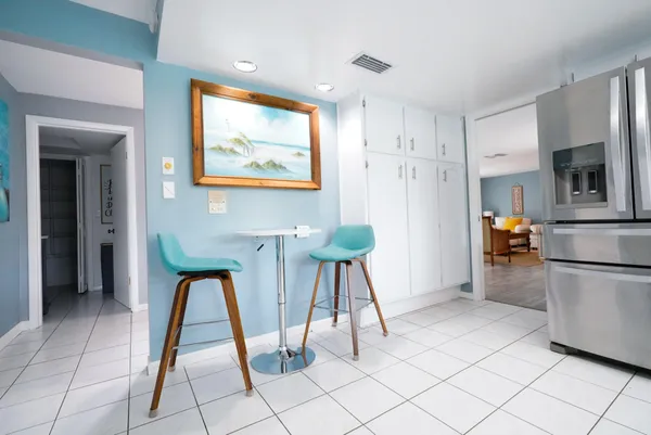 $3,800 | 1351 Oaklawn Court, Fort Myers, FL 33919