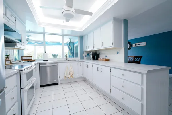 $3,800 | 1351 Oaklawn Court, Fort Myers, FL 33919