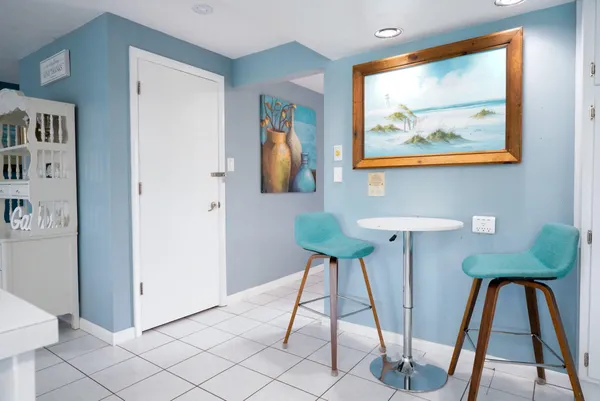 $3,800 | 1351 Oaklawn Court, Fort Myers, FL 33919