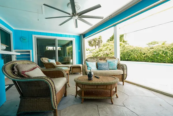 $3,800 | 1351 Oaklawn Court, Fort Myers, FL 33919