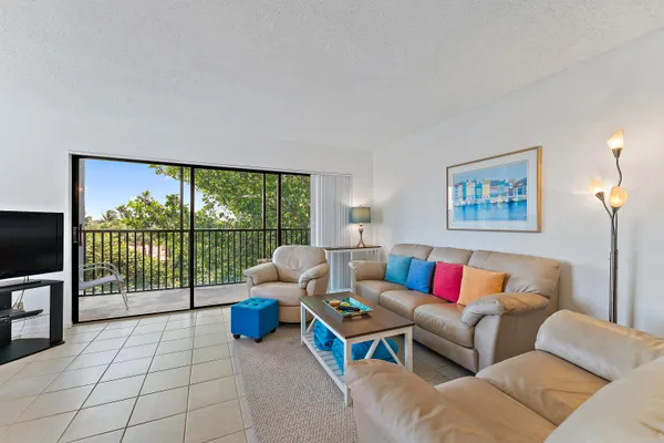 $2,400 | 1605 Highway 1, Unit C401, Jupiter, FL 33477