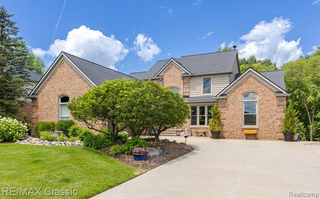 3790 Deer Springs Drive Rochester, MI 48306 - Photo 3 of 51