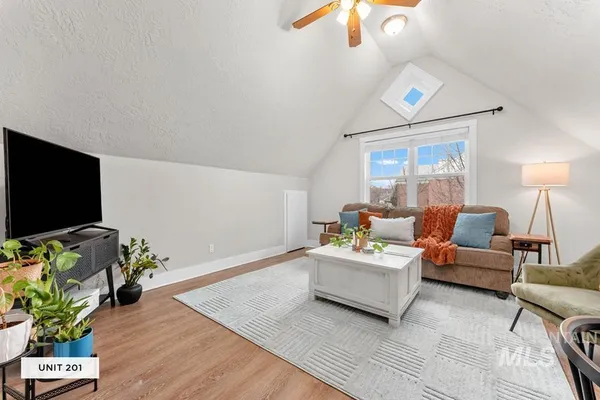 $1,100,000 | 1311 West Washington Street, Boise, ID 83702