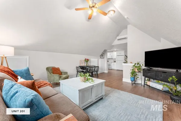 $1,100,000 | 1311 West Washington Street, Boise, ID 83702