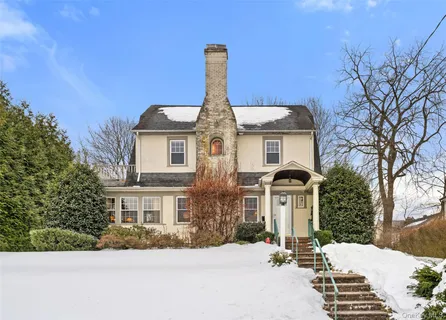 $1,795,000 | 18 Tunstall Road, Scarsdale, NY 10583