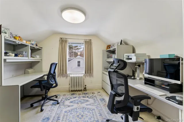 $1,795,000 | 18 Tunstall Road, Scarsdale, NY 10583