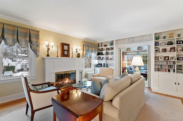 $1,795,000 | 18 Tunstall Road, Scarsdale, NY 10583