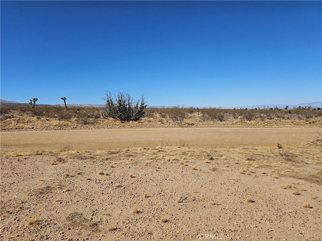 0 175th Street East Llano, CA 93544 - Photo 4 of 12 a view of ocean view with beach