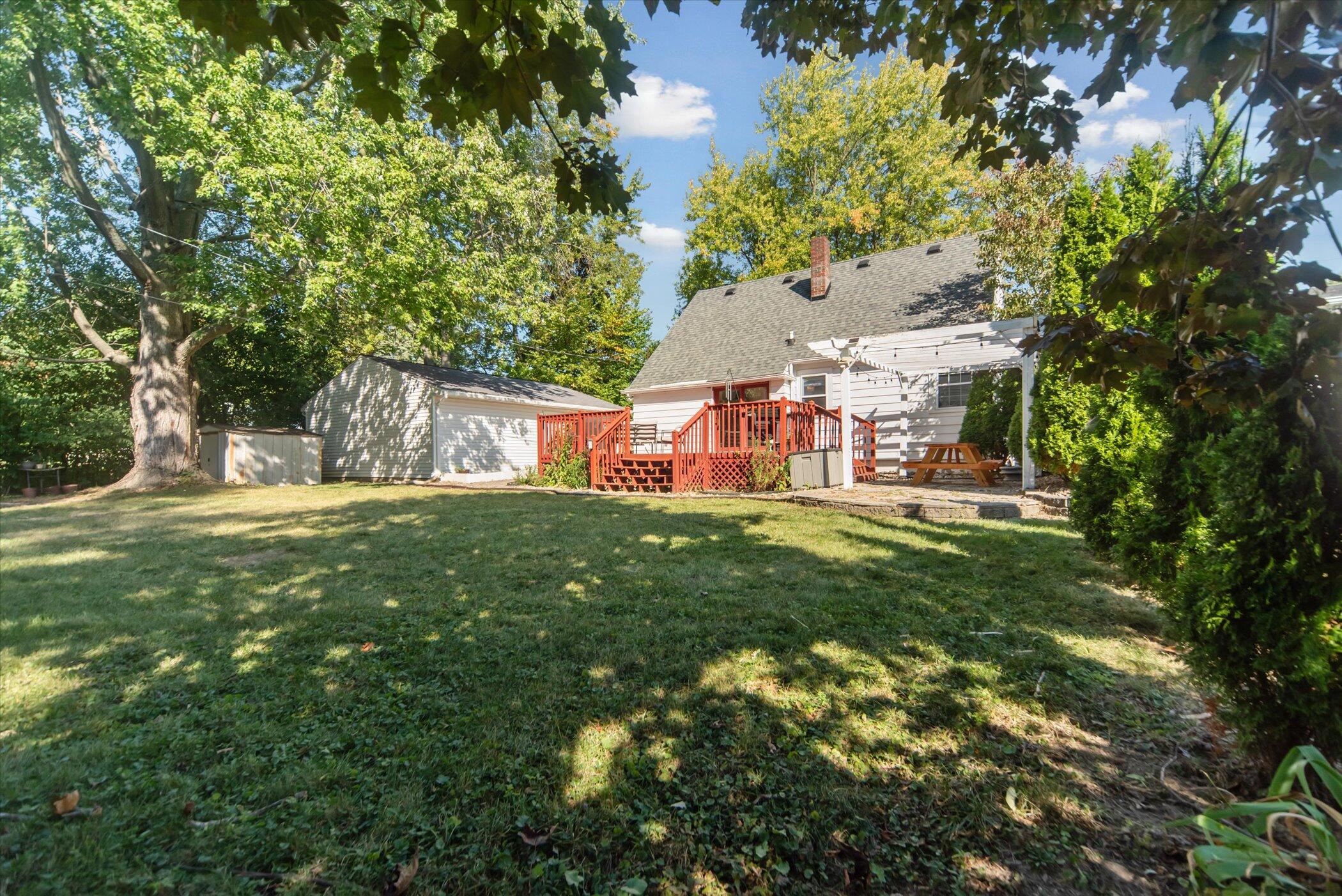 1608 Haslett Road East Lansing, MI 48823 - Photo 28 of 30 32-1608-Haslett-Rd-East-Lansing-MI-Windo