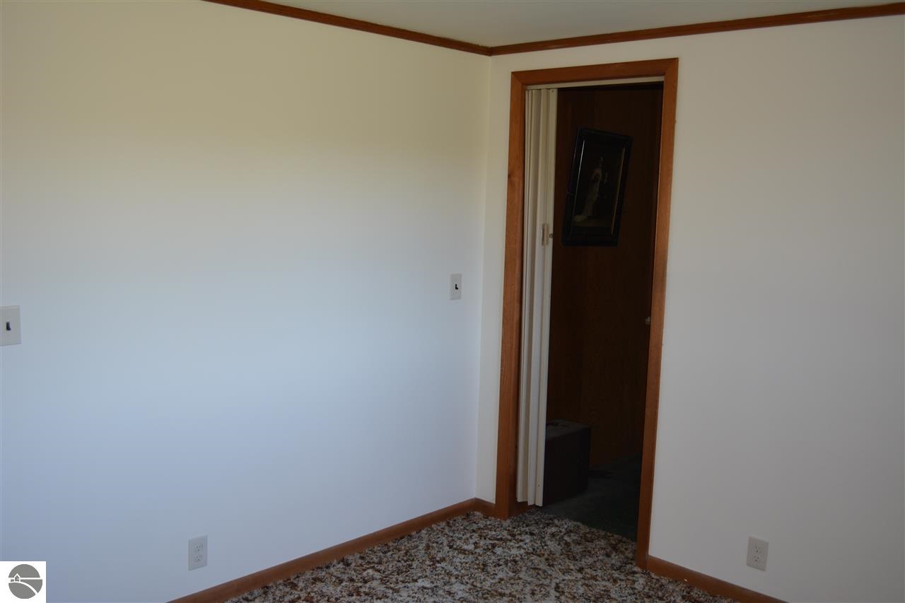 4231 West Remus Road Mount Pleasant, MI 48858 - Photo 25 of 41 1785323-24.JPG