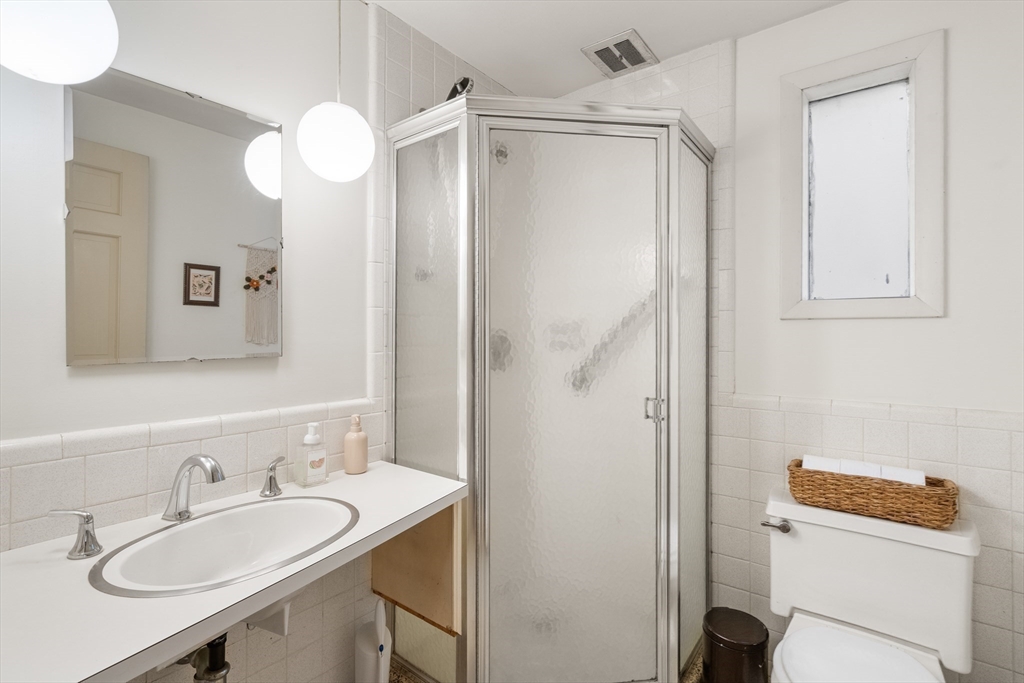 20 Ashton Road Attleboro, MA 02703 - Photo 14 of 39 Gallery Image 14