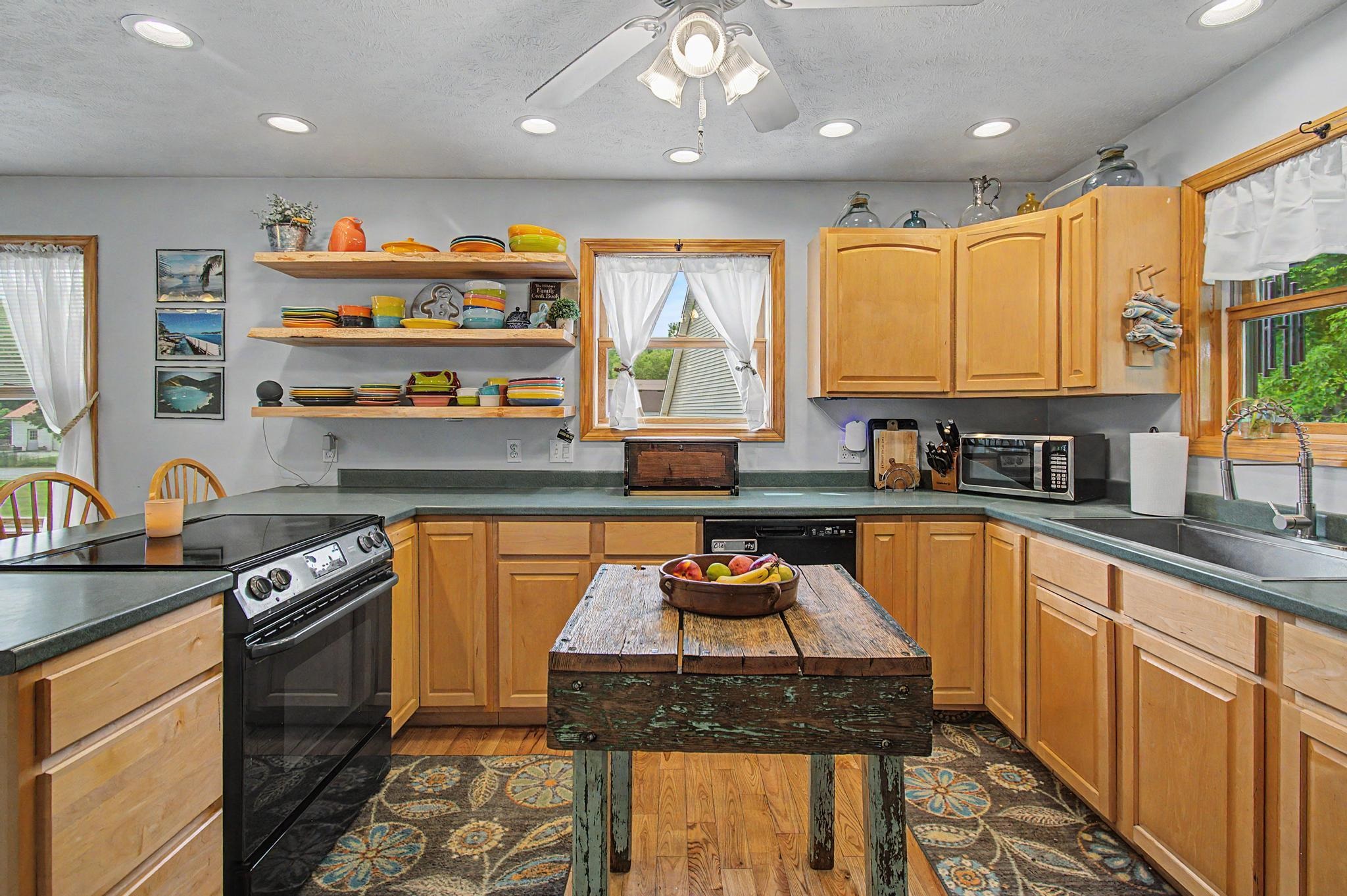 2446 Carter Hill Road Highgate, VT 05488 - Photo 4 of 58