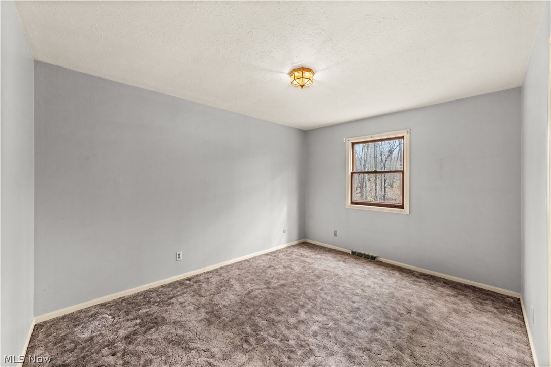 18763 Sharon Road Chagrin Falls, OH 44023 - Photo 29 of 37 Gallery Image 29