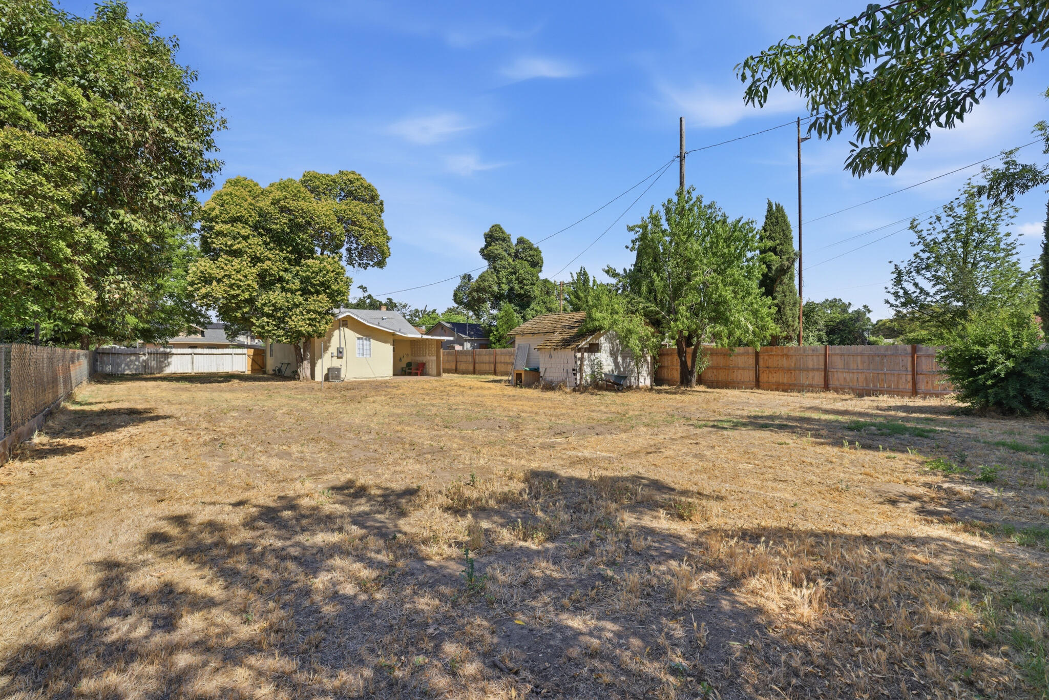 723 South Locust Street Visalia, CA 93277 - Photo 27 of 27
