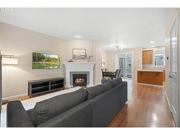$345,000 | 15964 Southwest Mortondale Lane, Beaverton, OR 97006