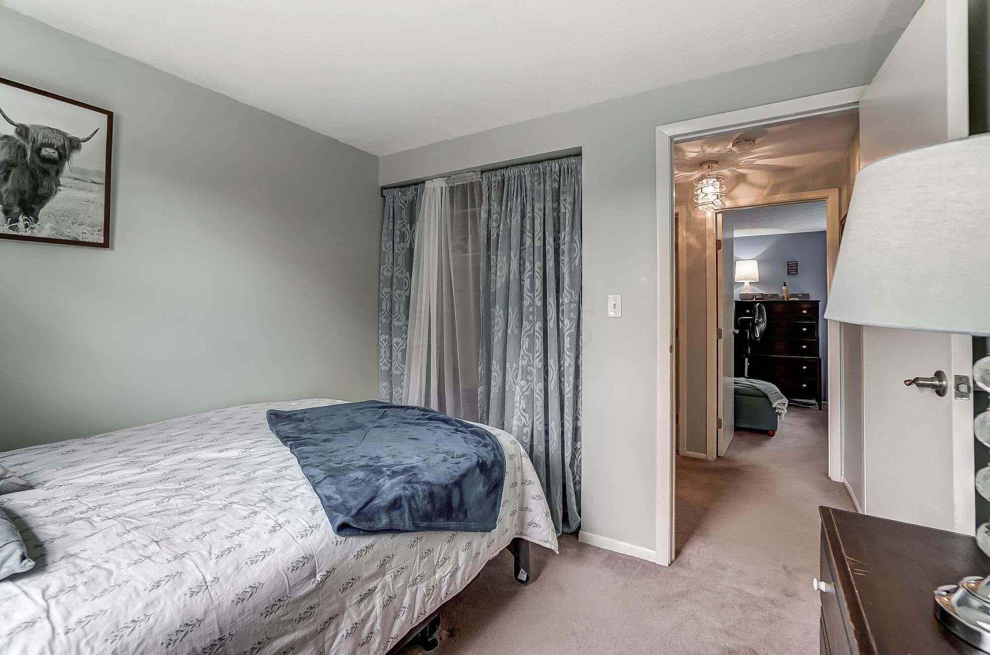 6092 Batavia Road Westerville, OH 43081 - Photo 26 of 39 026