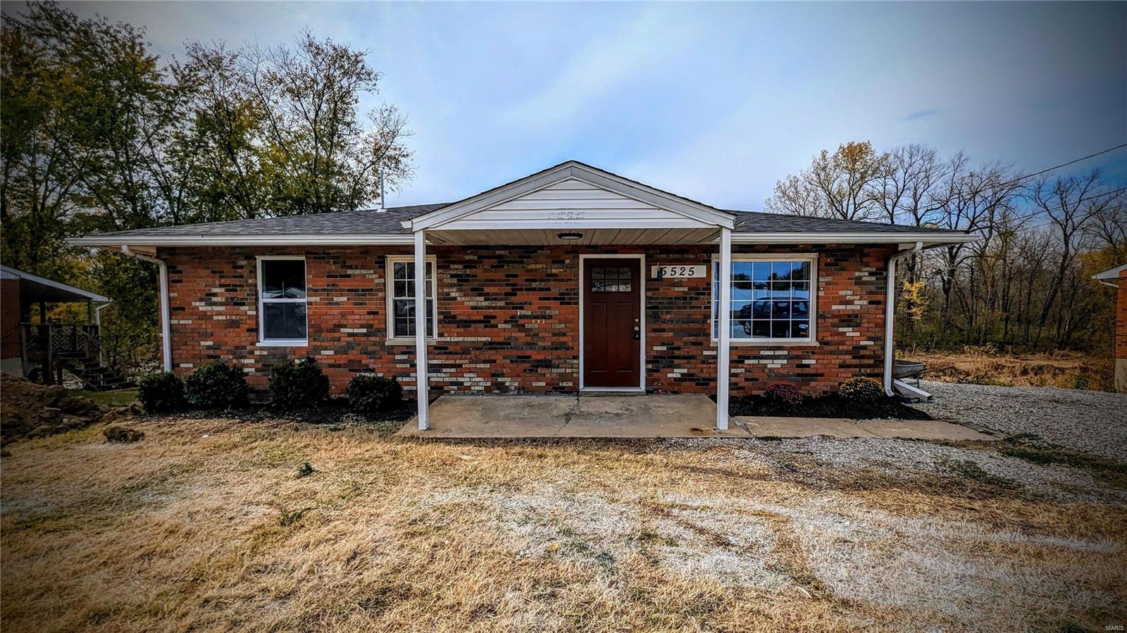5525 Old Alton Road Granite City, IL 62040 - Photo 1 of 51