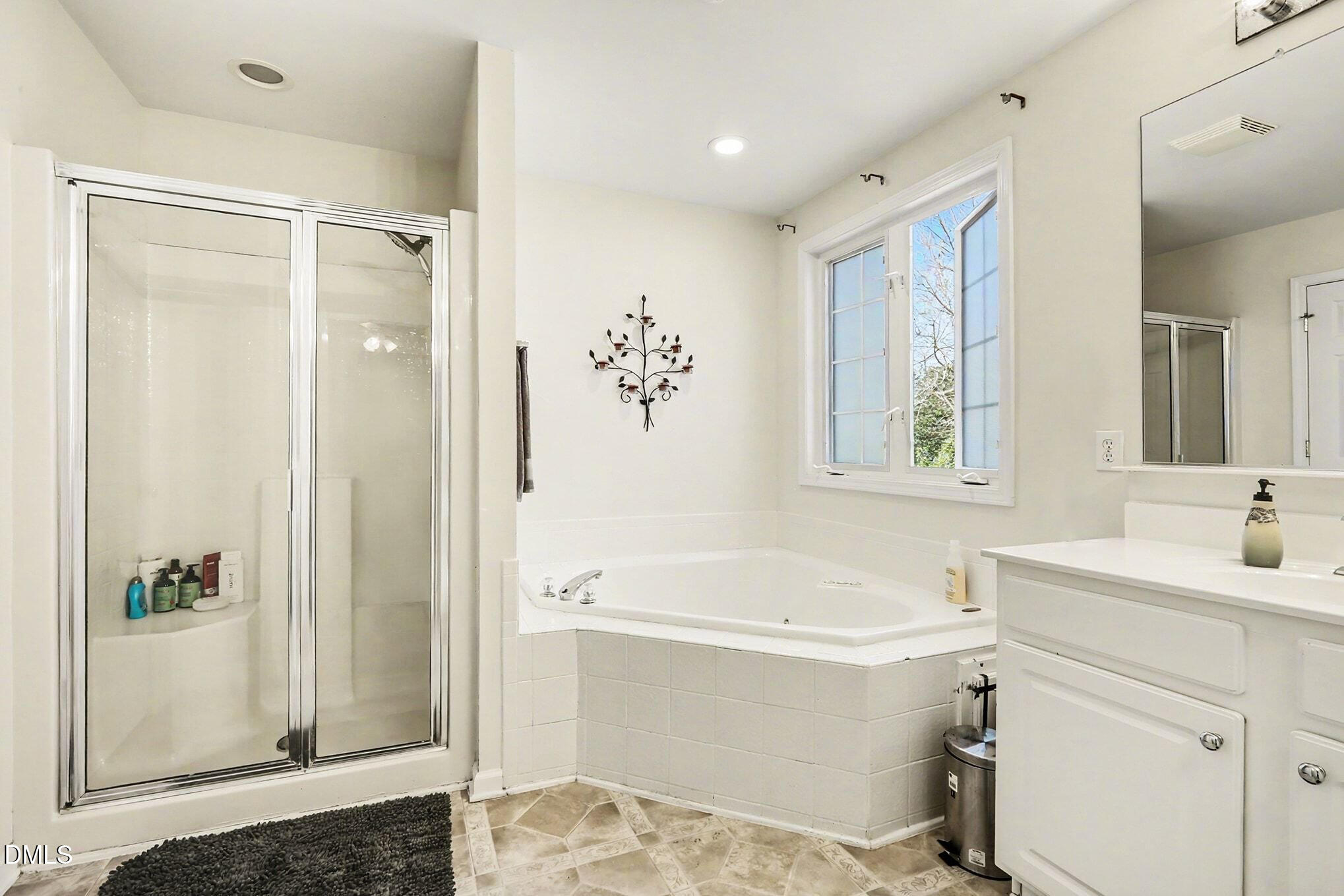 100 Rocca Circle Raleigh, NC 27603 - Photo 19 of 27 Primary Bathroom
