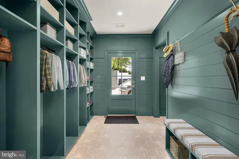 $4,100,000 | 5537 Hawthorne Place Northwest, Washington, DC 20016