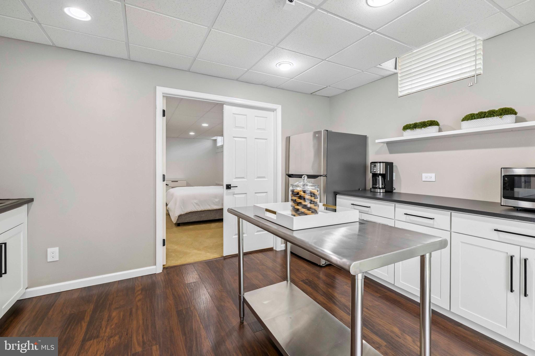 829 Foxfield Road Lower Gwynedd, PA 19002 - Photo 44 of 63 Kitchenette