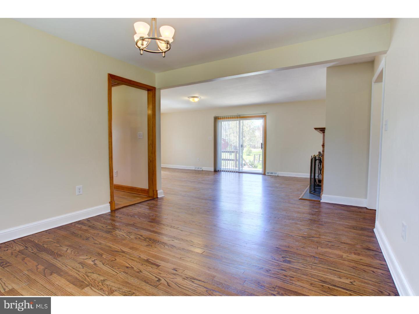 417 Federal City Road Pennington, NJ 08534 - Photo 6 of 25 Gallery Image 6