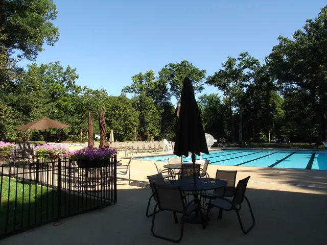 $624,900 | 2428 Ridgewood Court, Aurora, IL 60502