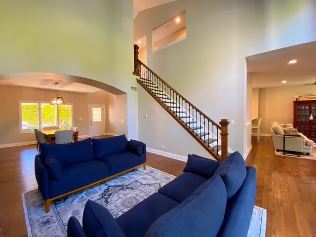 $624,900 | 2428 Ridgewood Court, Aurora, IL 60502