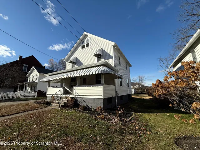 $1,700 | 301 Monument Avenue, Wyoming, PA 18644