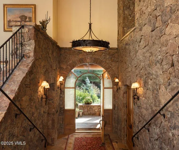 $11,900,000 | 100 Timber Springs Drive, Edwards, CO 81632