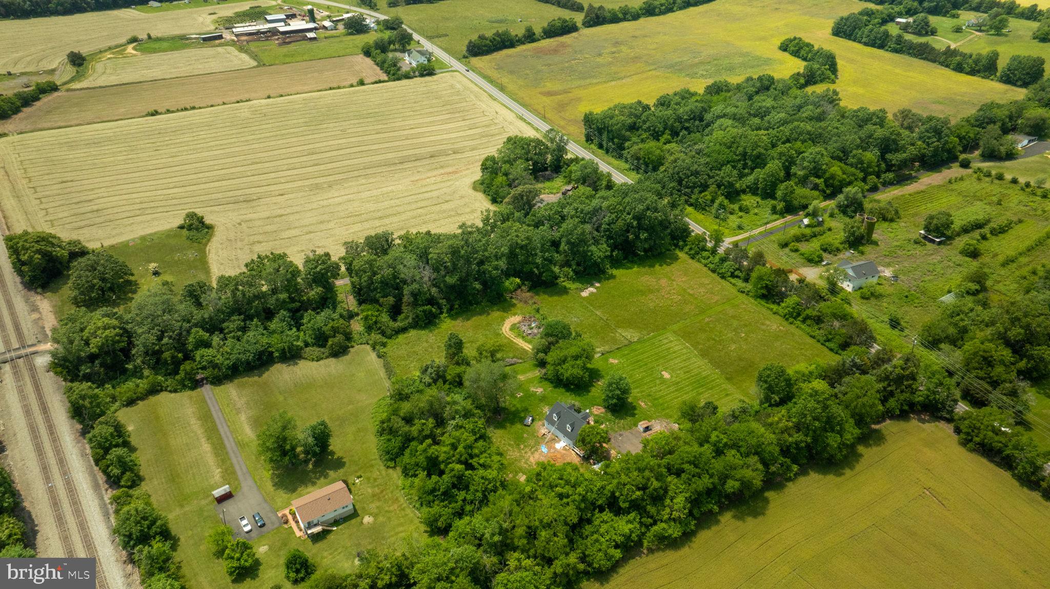Catlett Road Midland, VA 22728 - Photo 9 of 15 a view of a garden