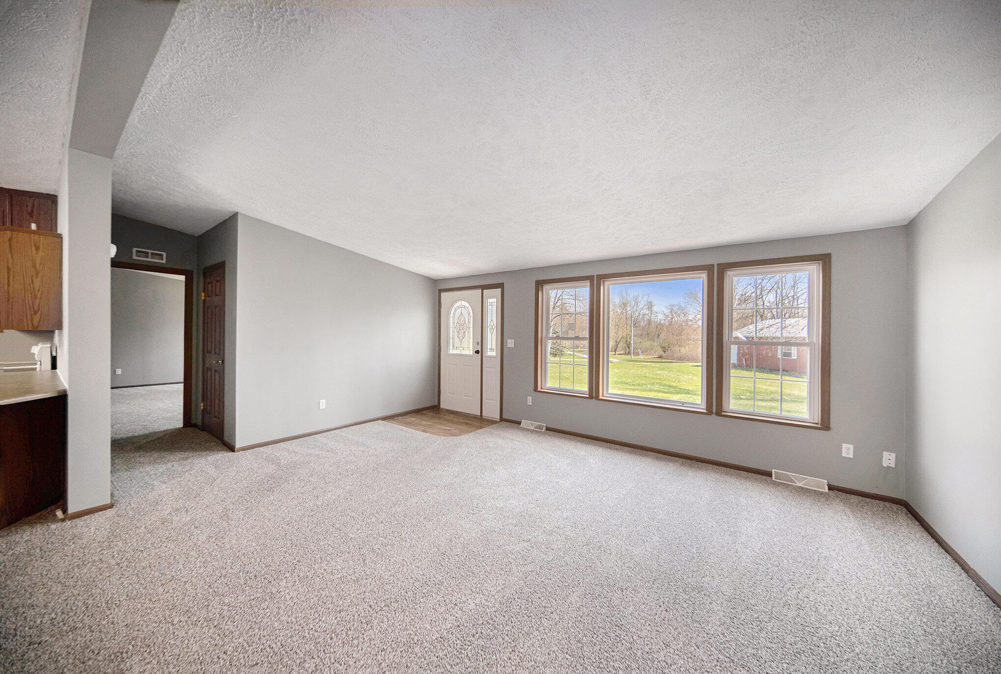 8615 East Chicago Road Horton, MI 49246 - Photo 4 of 25 004_file_252