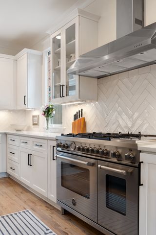 $1,930,000 | 907 South Douglas Avenue, Nashville, TN 37204