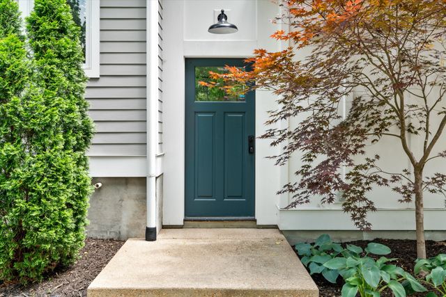 $1,930,000 | 907 South Douglas Avenue, Nashville, TN 37204