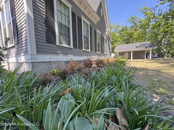 $425,000 | 201 Boothe Street, Batesville, MS 38606