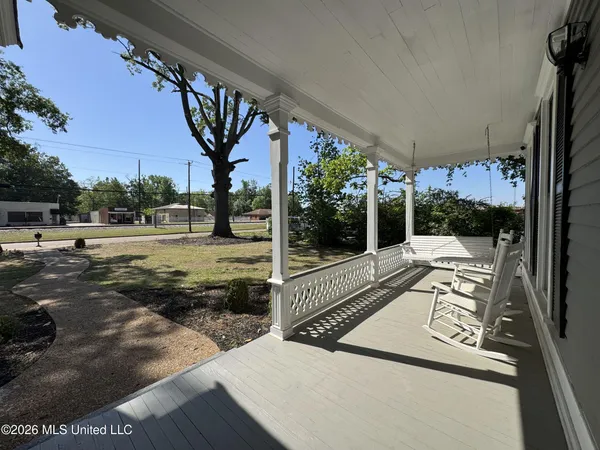 $425,000 | 201 Boothe Street, Batesville, MS 38606