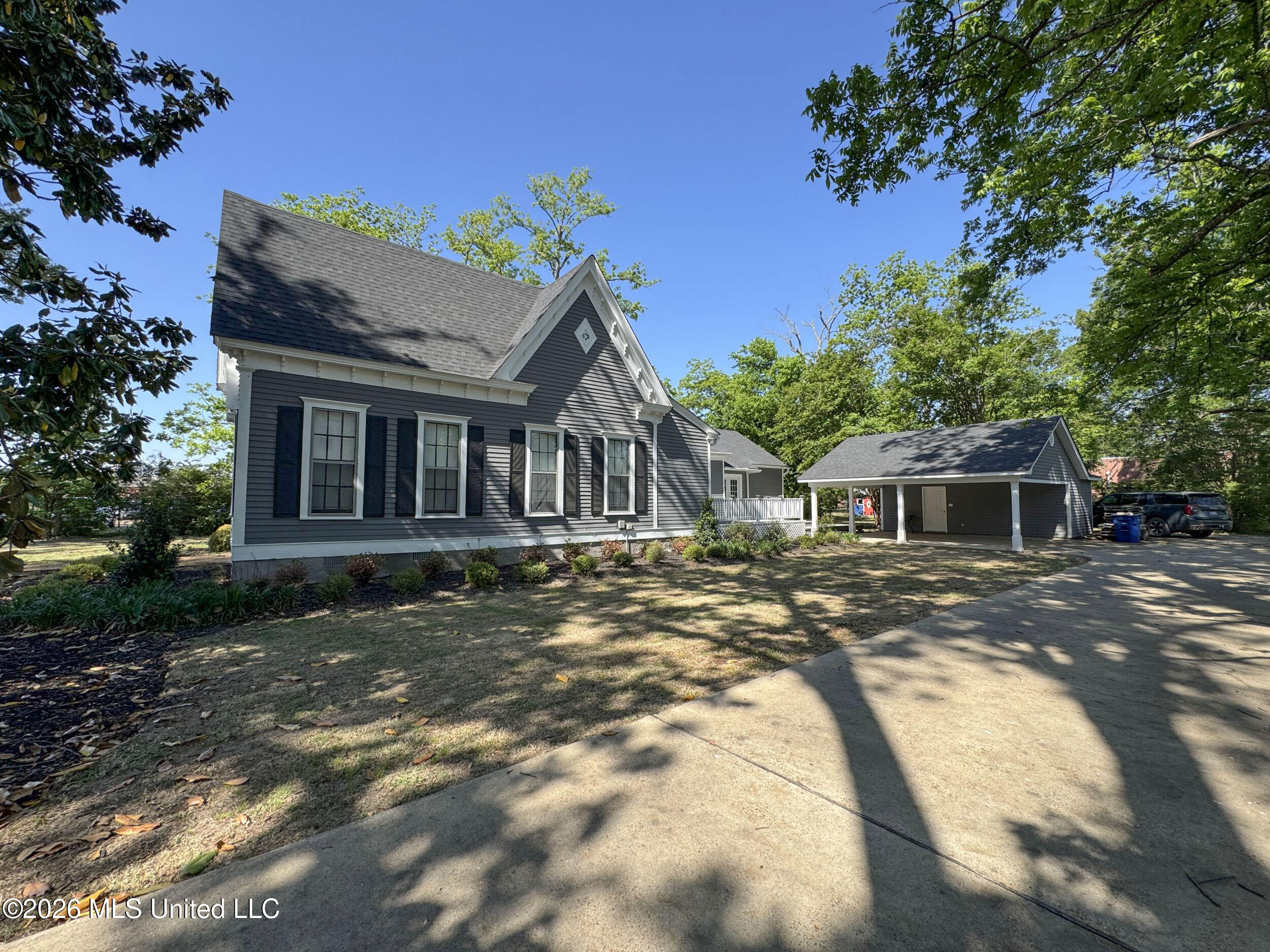 201 Boothe Street Batesville, MS 38606 - Photo 24 of 128 5bthtbs8