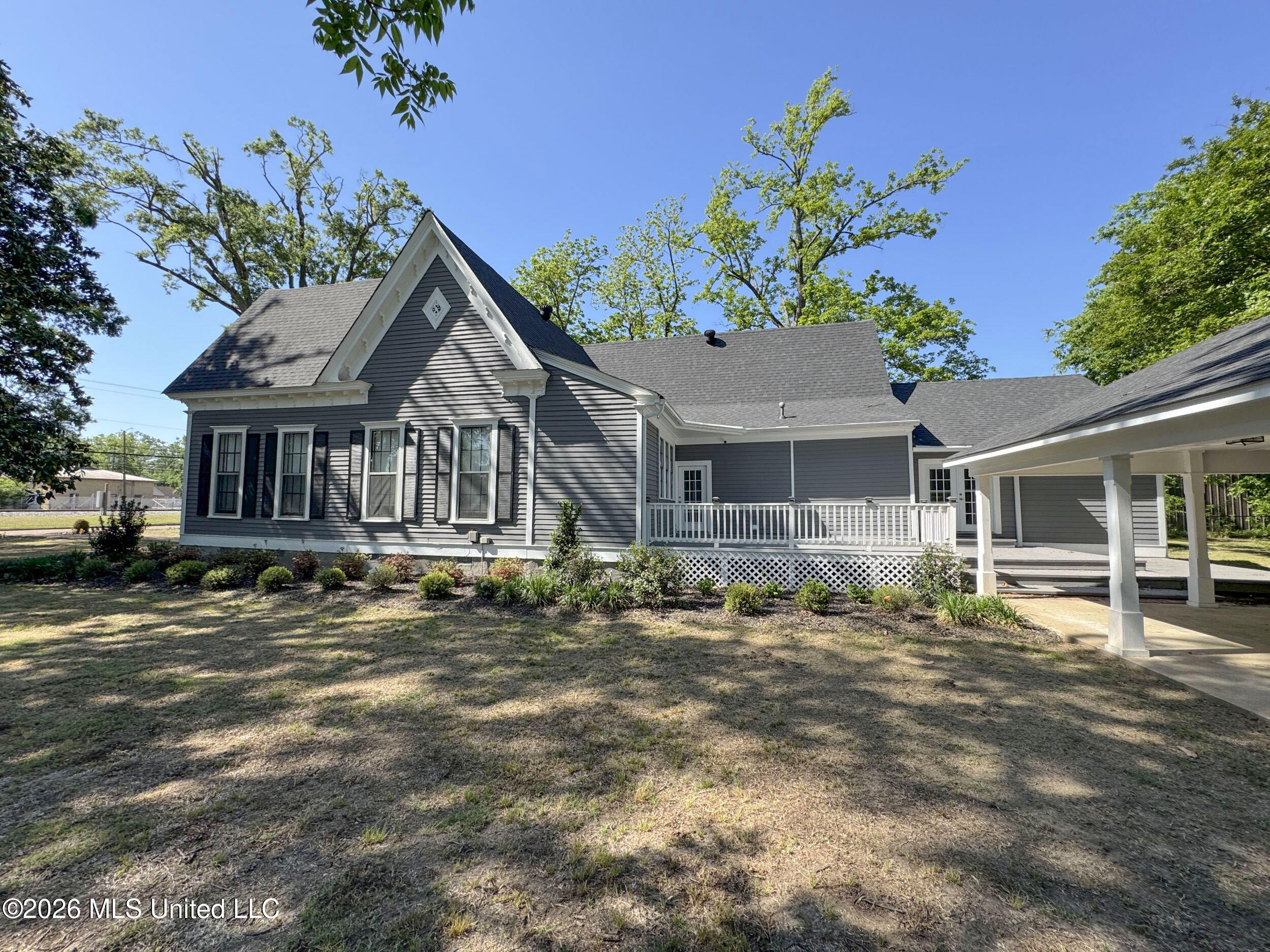 201 Boothe Street Batesville, MS 38606 - Photo 26 of 128 5bthtbs10