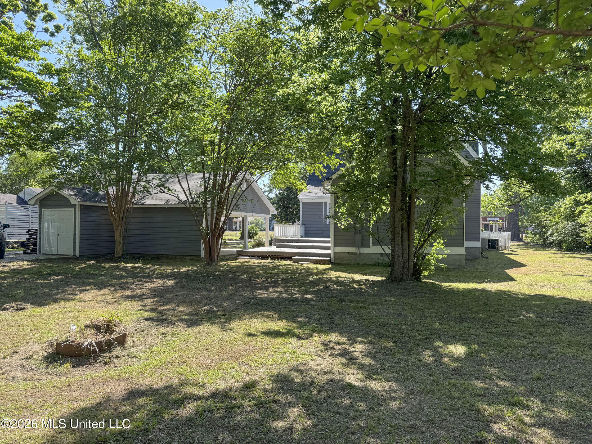 201 Boothe Street Batesville, MS 38606 - Photo 32 of 128 5bthtbs17