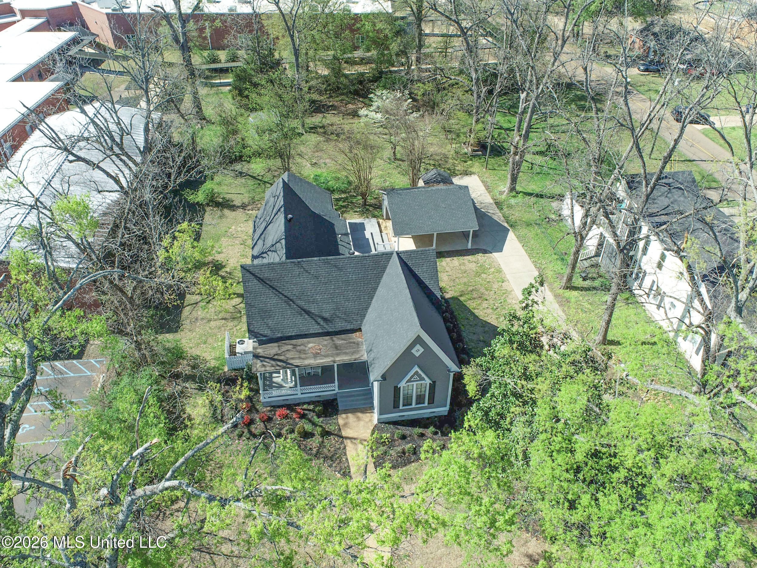201 Boothe Street Batesville, MS 38606 - Photo 5 of 128 3bthtbs4