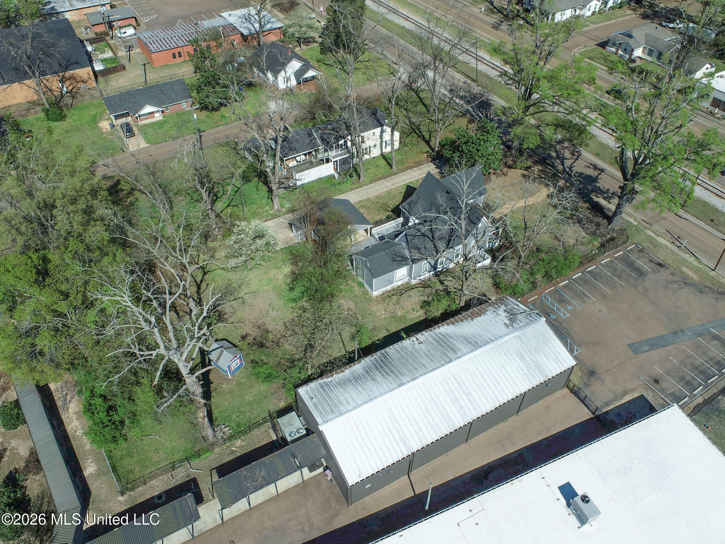 201 Boothe Street Batesville, MS 38606 - Photo 9 of 128 3bthtbs2