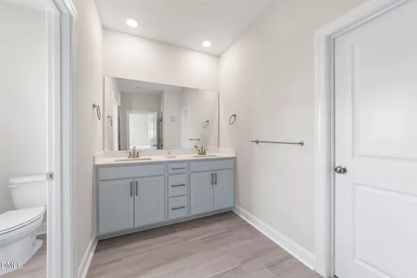 a view of bedroom with bathroom